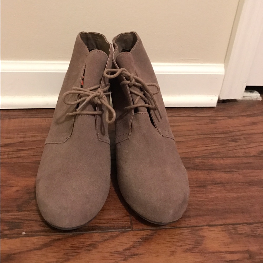 Booties to die for!!! WORN ONCE