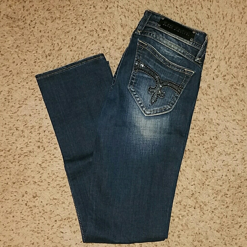 Rock Revival exclusive to Buckle size 30 x 35