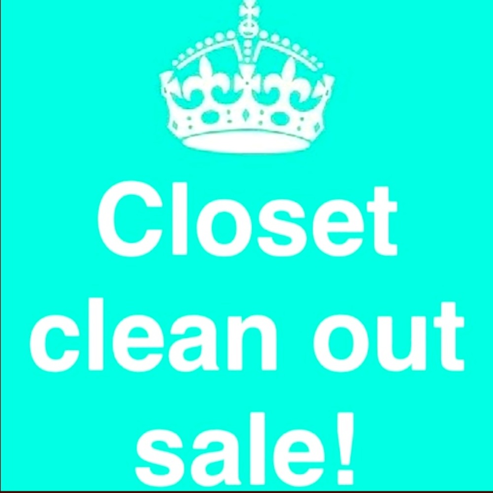 🎉🎊Closet sale 💚💜