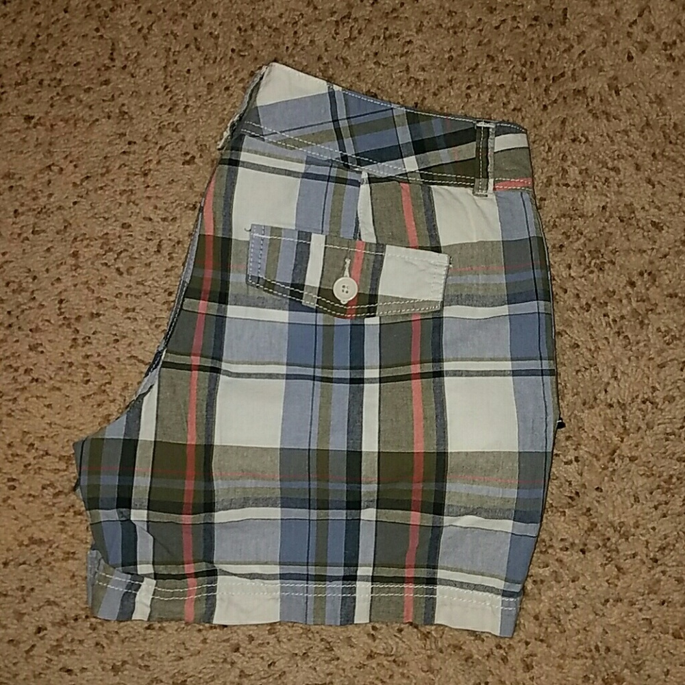 Junior's shorts with adjustable length size 11