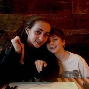 Meet your Posher, Stacey