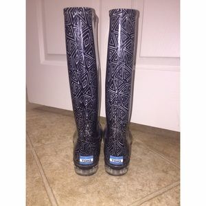 Toms rain boots