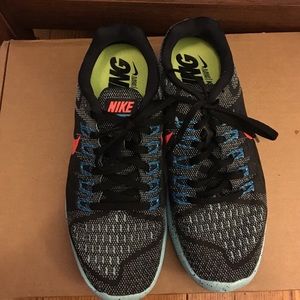 NIKE LUNARTEMPO running shoes (never worn)