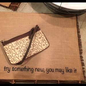 NWOT dooney & bourke large slim wristlet