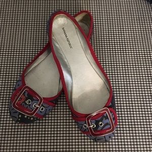 Banana Republic spring flats