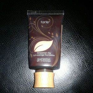 Tarte Amazonian clay full coverage foundation