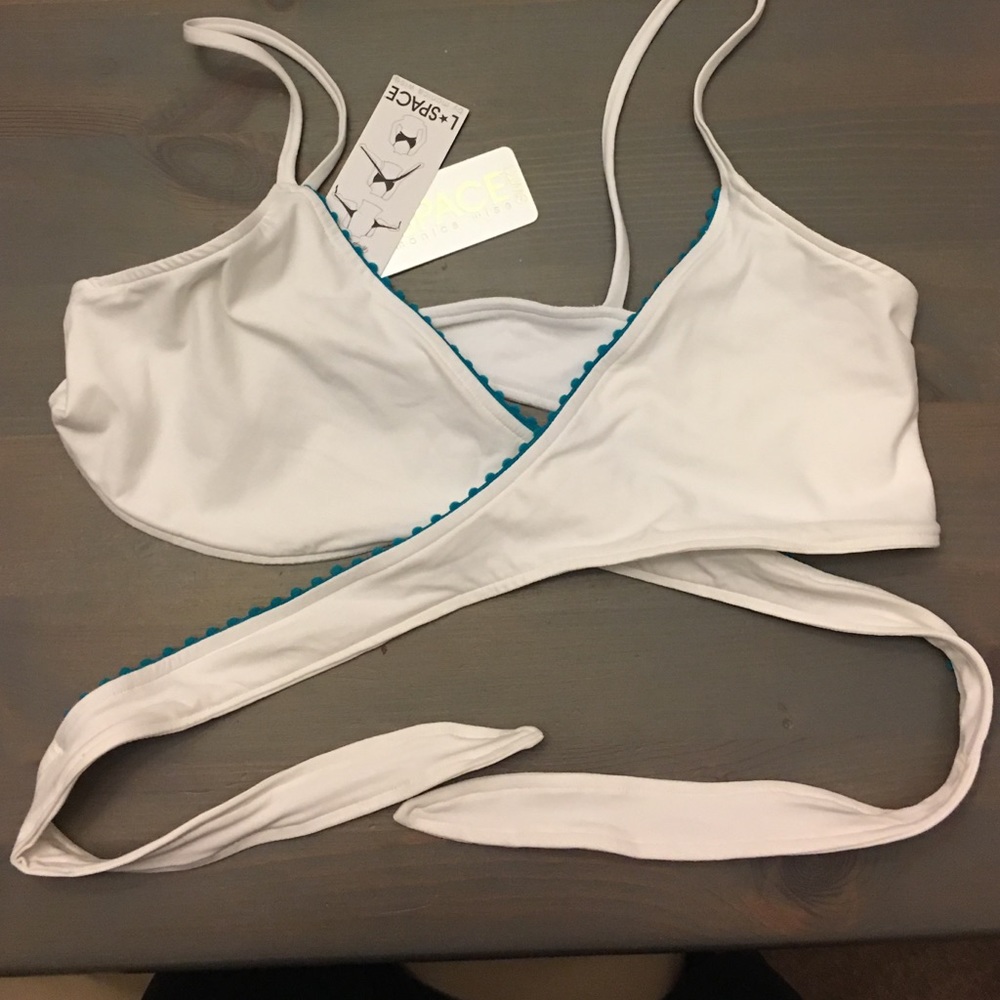 L⭐️Space wrap around bikini top