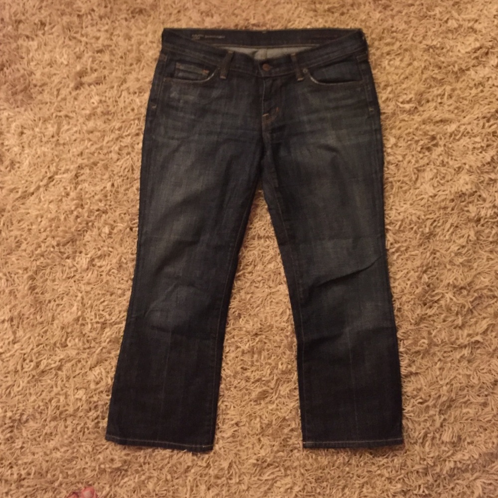 Low waist cropped jeans