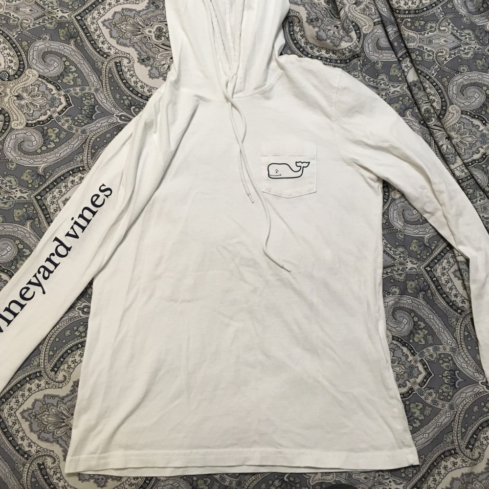 VIneyard Vines long sleeve hooded tee