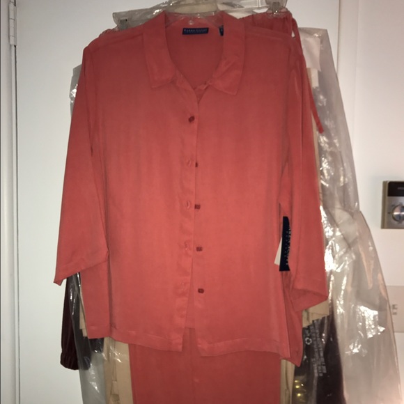 Very nice pant suit - Picture 1 of 2