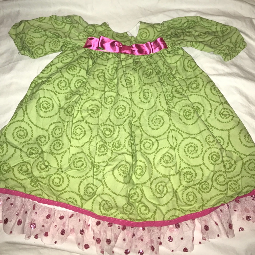 Girls Green/Pink Dress!