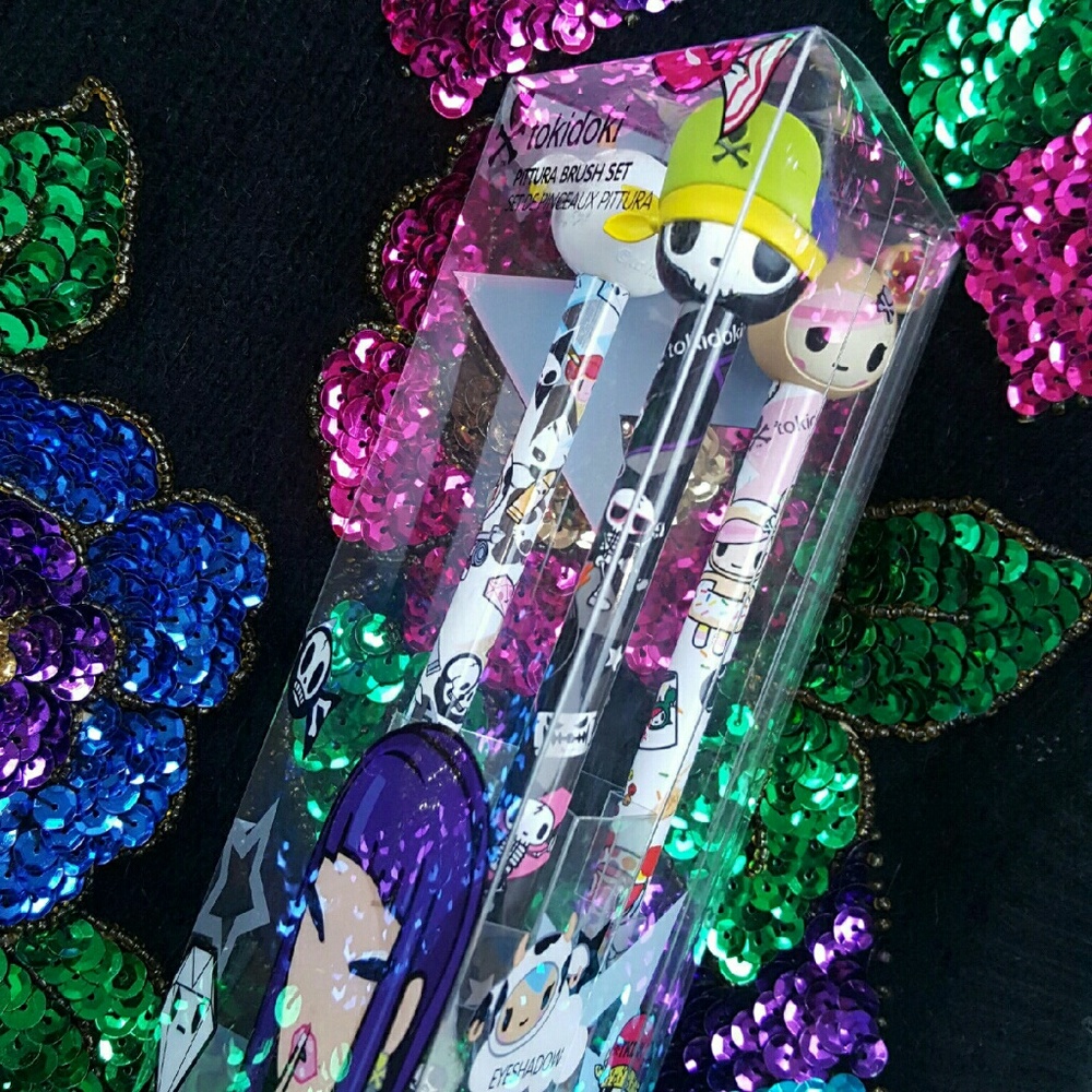 TOKIDOKI PITTURA BRUSH SET SEPHORA EYESHADOW CREAS