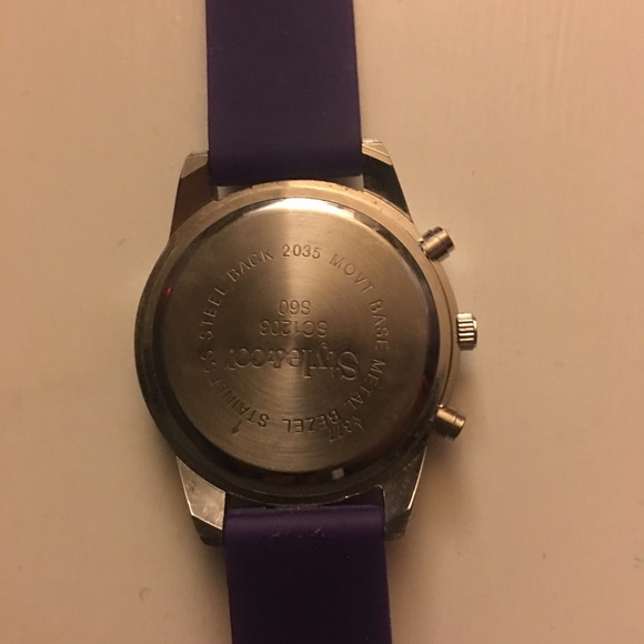 Watch - Picture 3 of 3