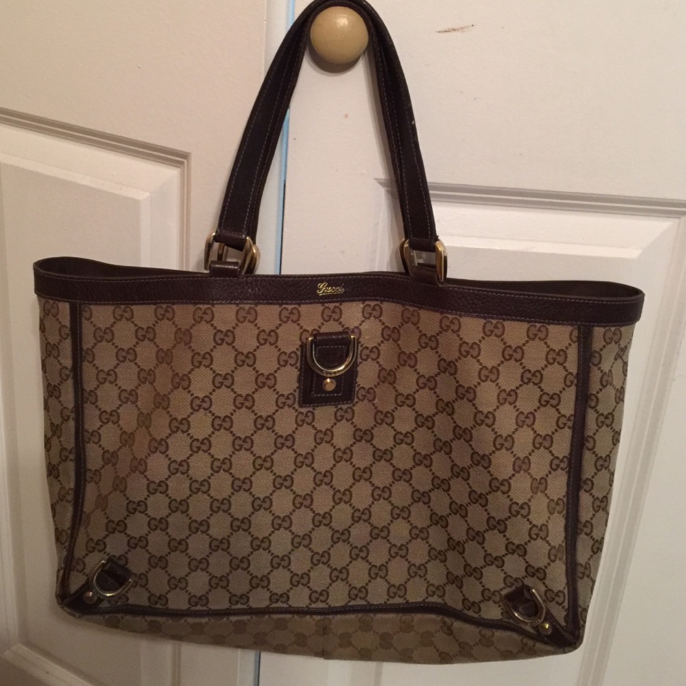 Gucci purse