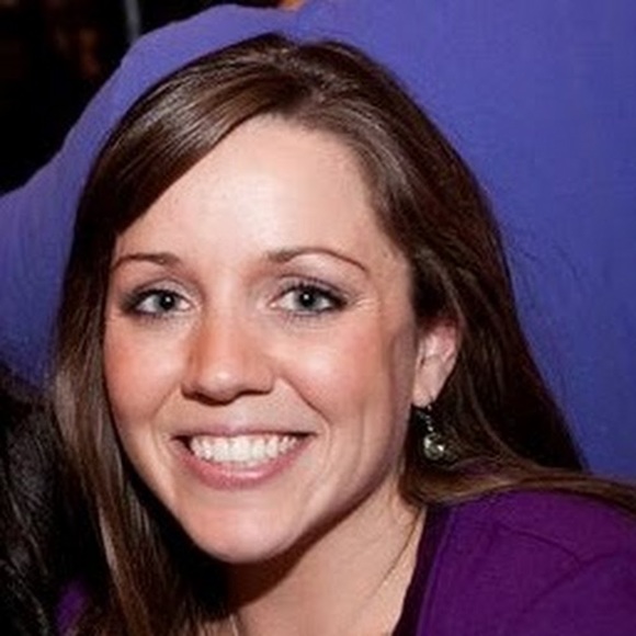 Meet your Posher, Colleen - Picture 1 of 1