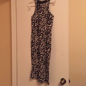 Tight fitting midi dress