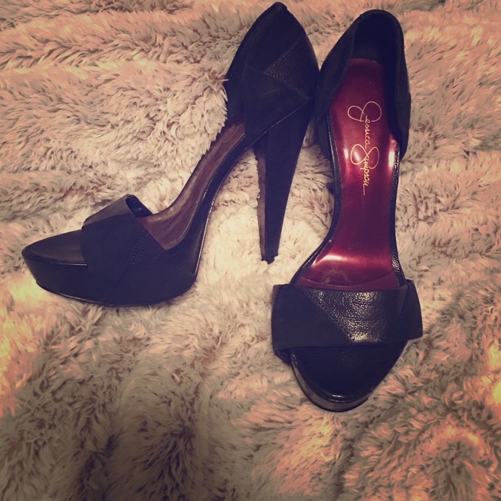 Jessica Simpson heels