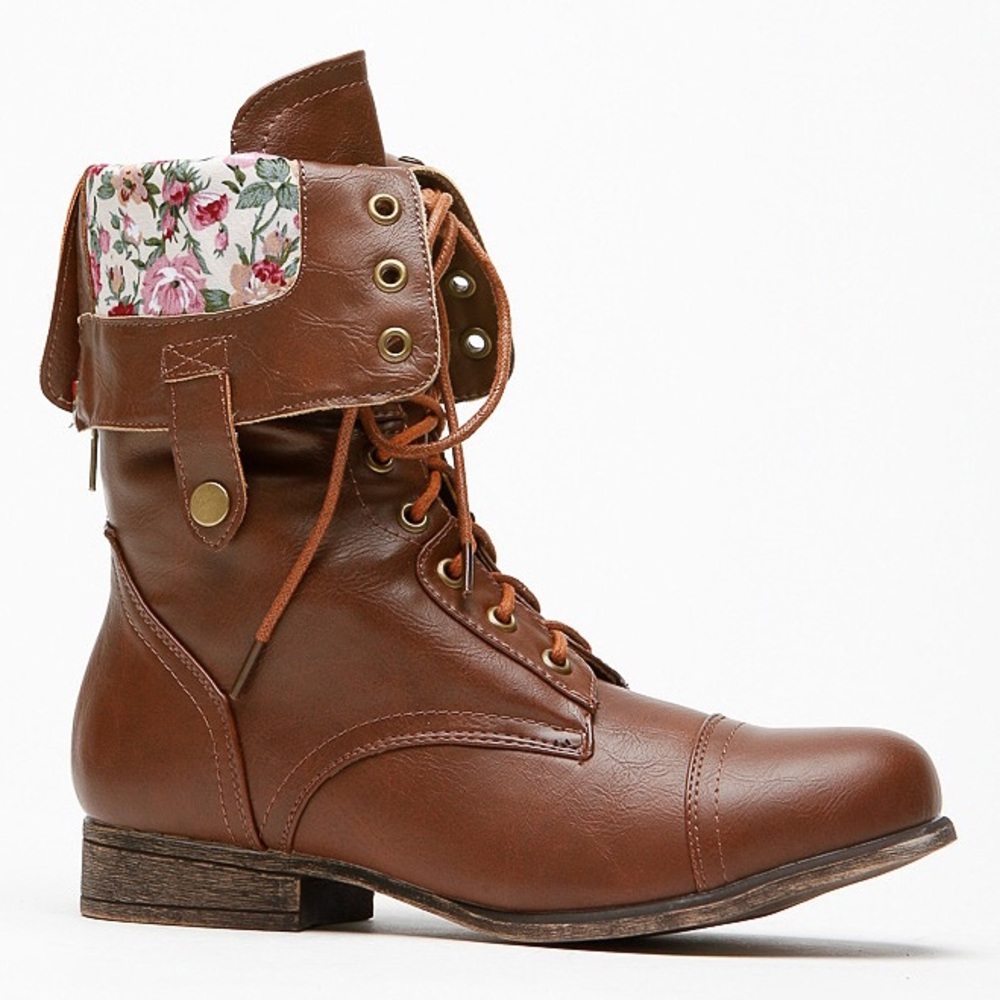 Bamboo Floral Boots sz. 6