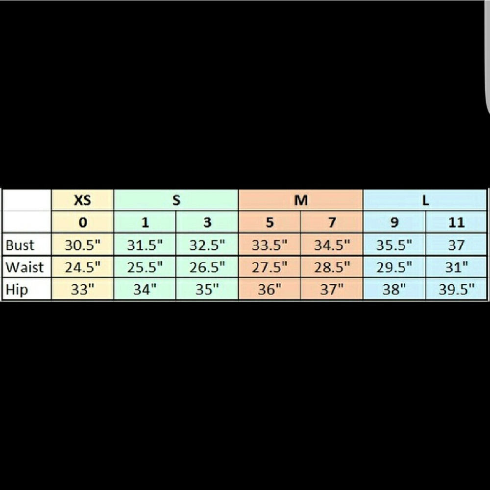 ONLY XS LEFT --- Sadie and Sage Natalie Dress - Picture 4 of 4