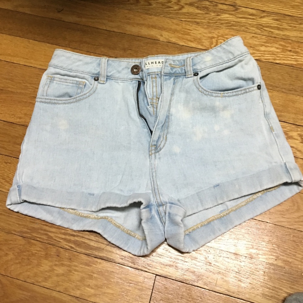 Bullhead high waisted acid wash demin shorts