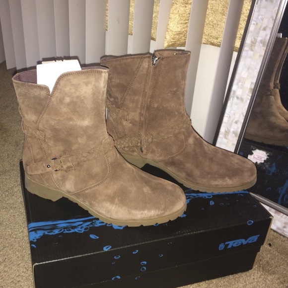 Women's TEVA suede boots - Picture 1 of 3