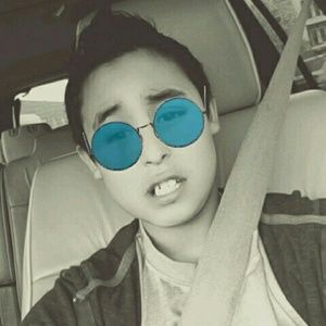 Meet your Posher, Cesar