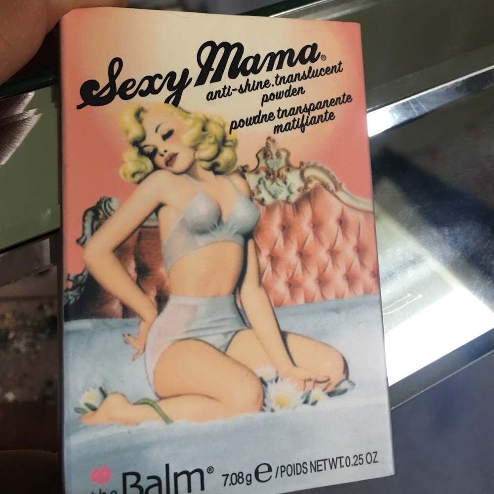 SEXY MAMA TRANSLUCENT POWDER