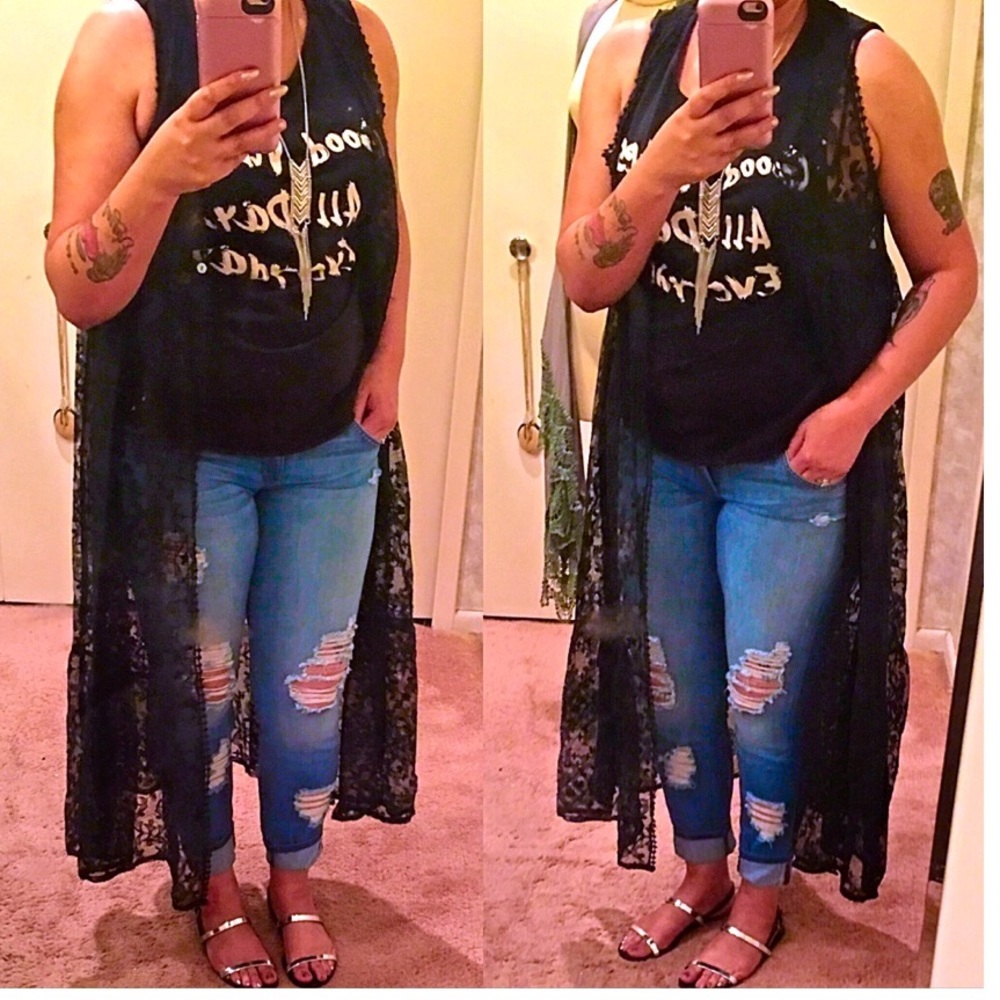 All Over Lace Maxi Cardigan- BLACK - Picture 4 of 4