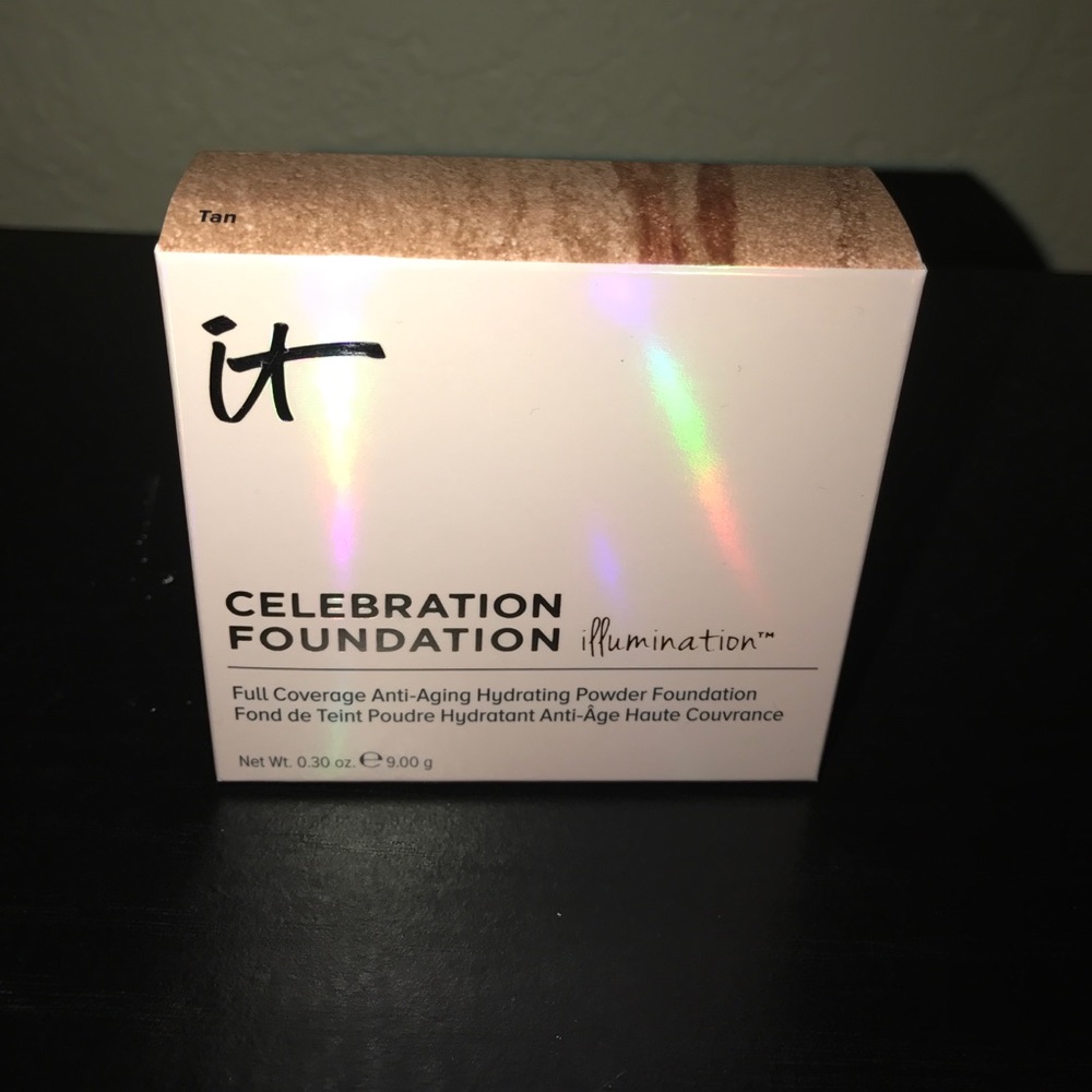 IT cosmetics celebration foundation illumination