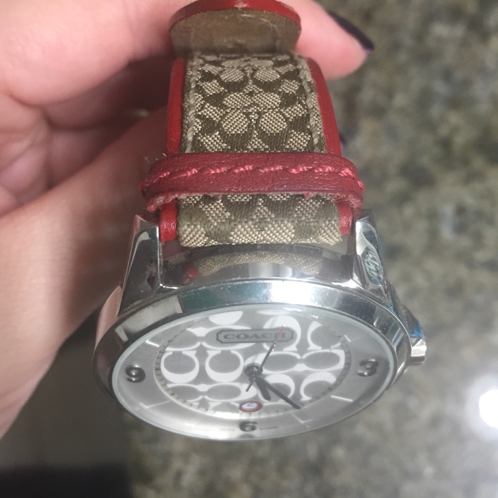 Coach watch - Picture 3 of 4