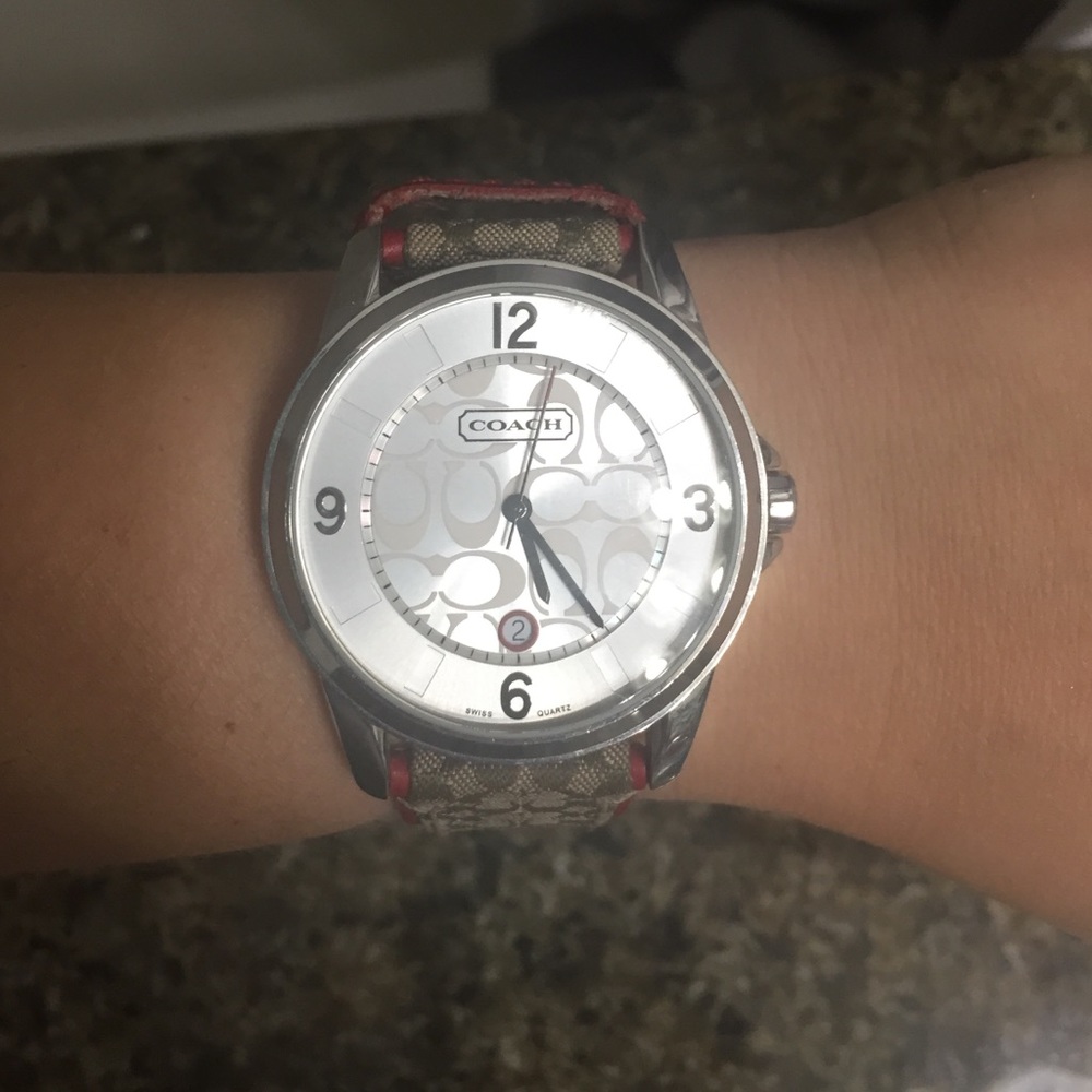Coach watch - Picture 4 of 4