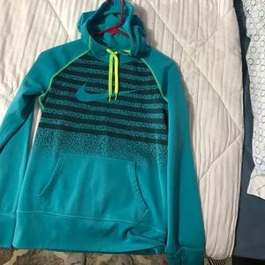 Nike dri-fit hoodie