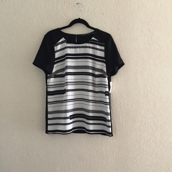 IVANKA TRUMP TOP🌺 - Picture 4 of 4