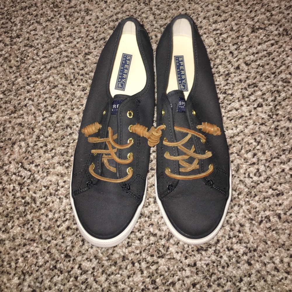 Sperry Sneakers