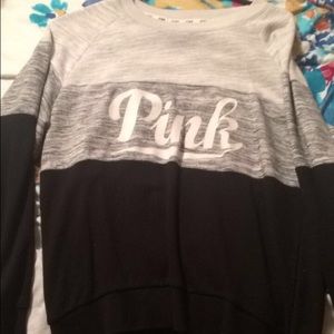 VS PINK colorblock crew