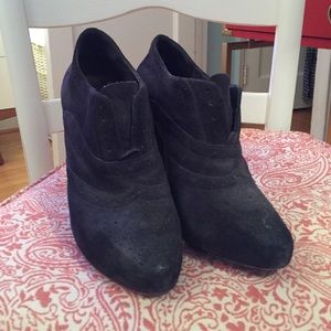 Joie suede black heels