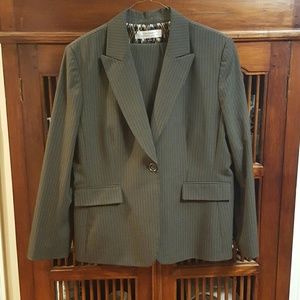 Woman's business suit