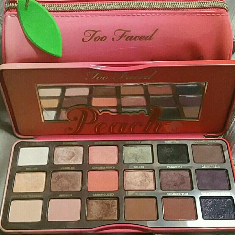 Used Too faced Peach Palette