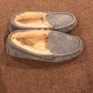 Ugg Ansley flats