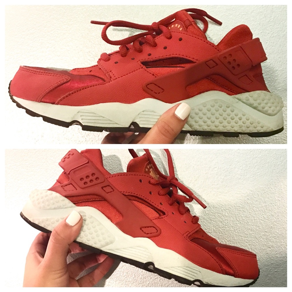♦️W's Red Huaraches "CINNABAR"♦️