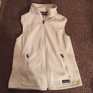 Patagonia white fleece vest no stains.