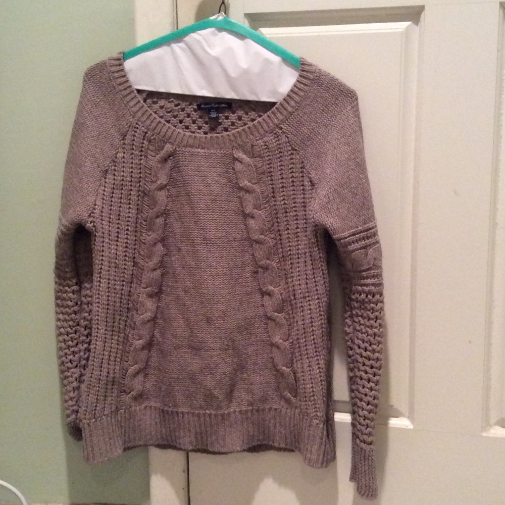 American Eagle Sweater