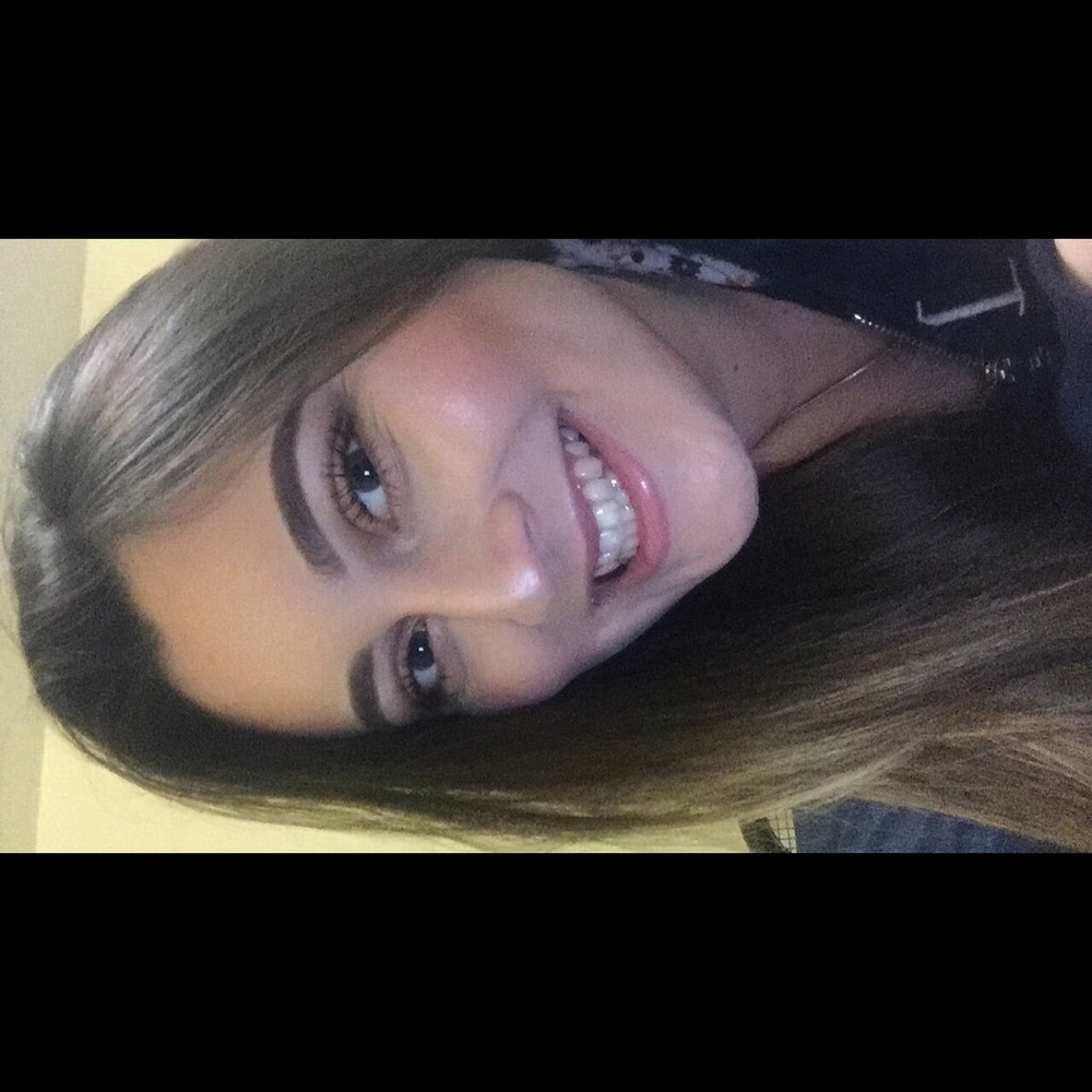 Meet your Posher, Lilah