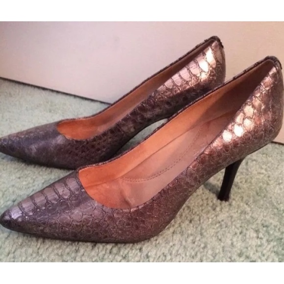 Kenneth Cole Pumps "The Superb" 7M Metallic EUCl - Picture 1 of 4