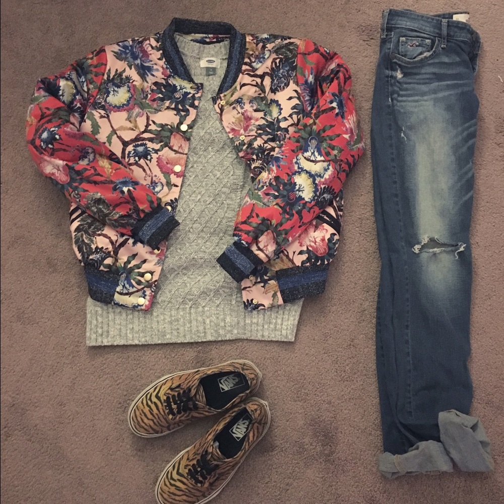 Floral bomber jacket