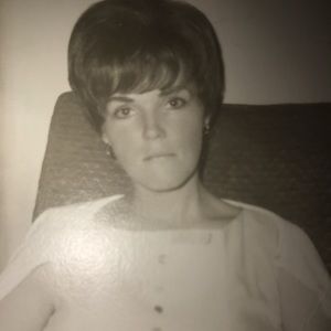 Meet your Posher, Chloe