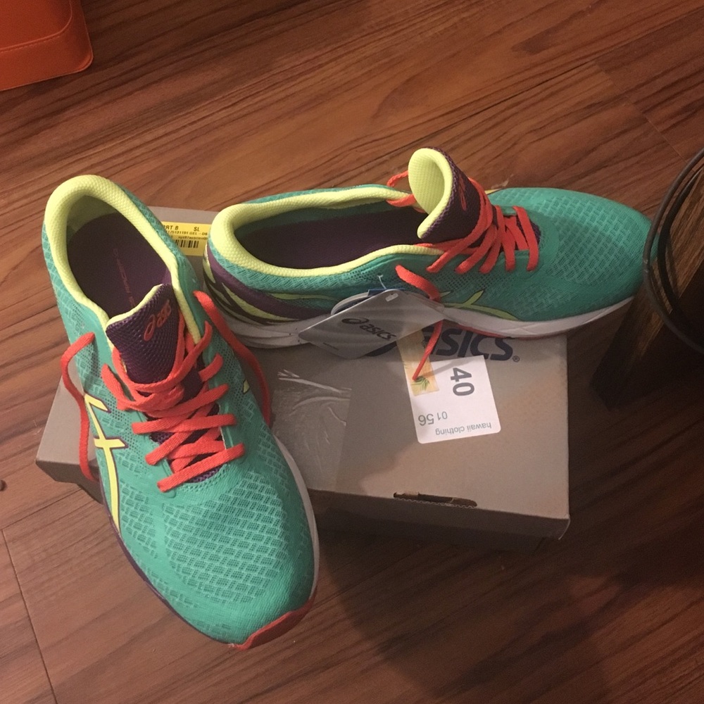 Asics Gel DS Racer 10 NEW