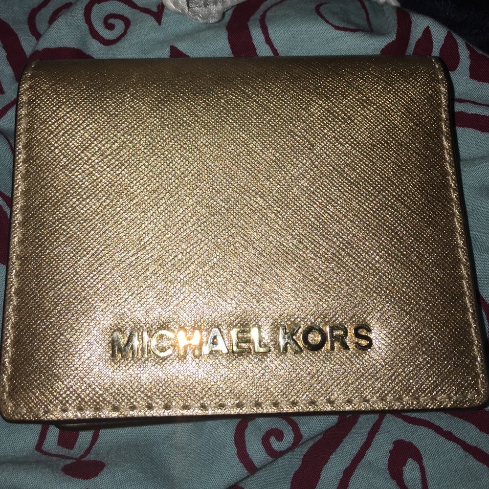 Micheal Kors wallet