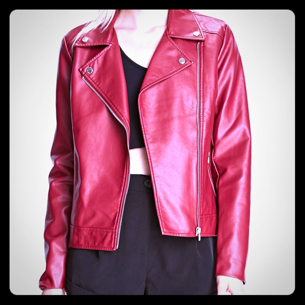 Red leather jacket! ❤️