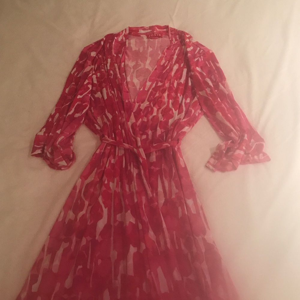 Josie robe